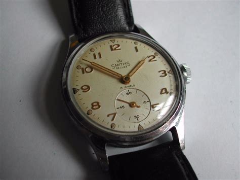 smiths deluxe watch 15 jewels.